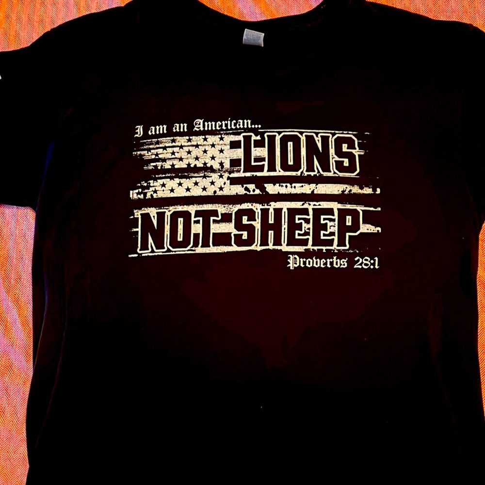New without tags shirt.